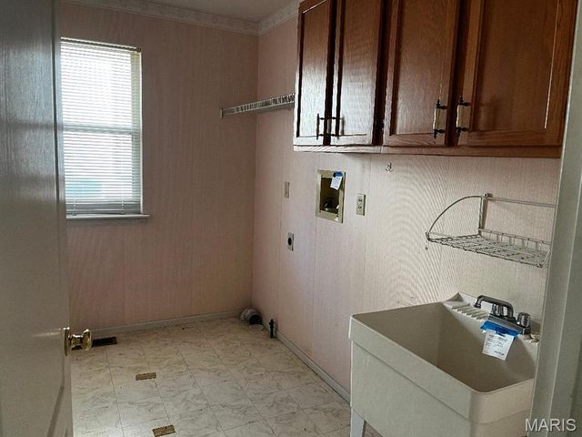 20 Ridge Mount Court, St Charles, MO 63303