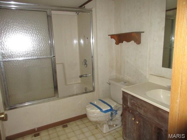 20 Ridge Mount Court, St Charles, MO 63303