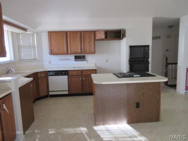 20 Ridge Mount Court, St Charles, MO 63303