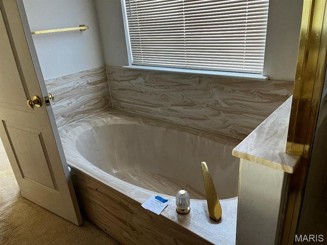 20 Ridge Mount Court, St Charles, MO 63303