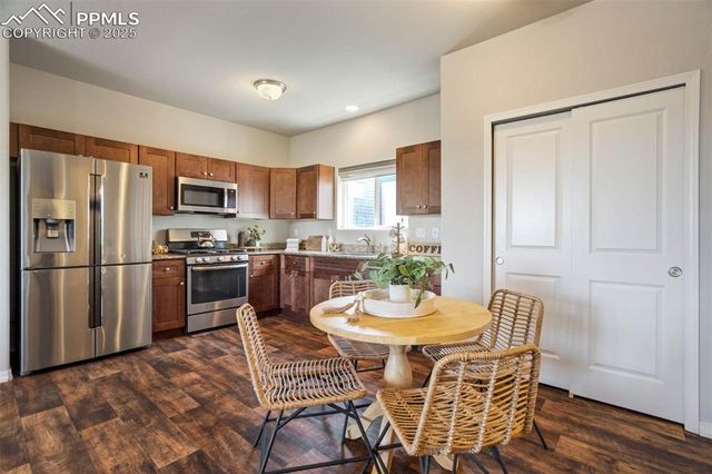 2035 Corker View, Colorado Springs, CO 80910