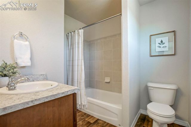 2035 Corker View, Colorado Springs, CO 80910