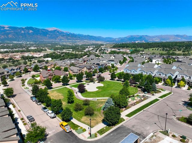 2035 Corker View, Colorado Springs, CO 80910