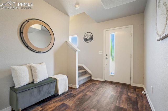 2035 Corker View, Colorado Springs, CO 80910