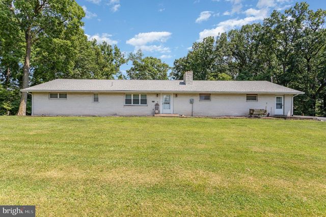 203 RIDGE RD, Carlisle, PA 17015