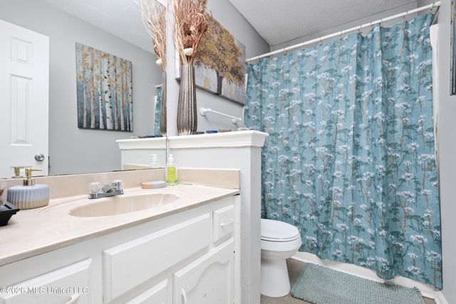 7340 Kingcrest Road, Olive Branch, MS 38654