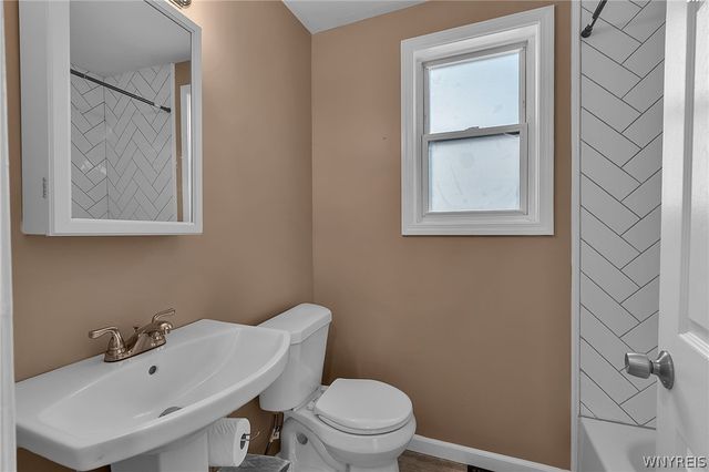 41 Eaglewood Avenue, Buffalo, NY 14220