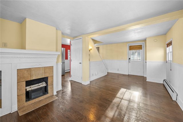 4 Woodneath Crescent, East Rochester, NY 14445