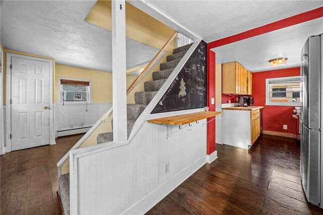 4 Woodneath Crescent, East Rochester, NY 14445