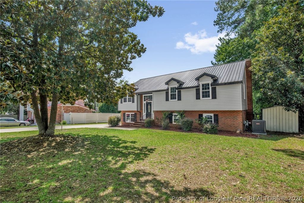 3614 Lakeshore Drive, Hope Mills, NC 28348 — photo 2