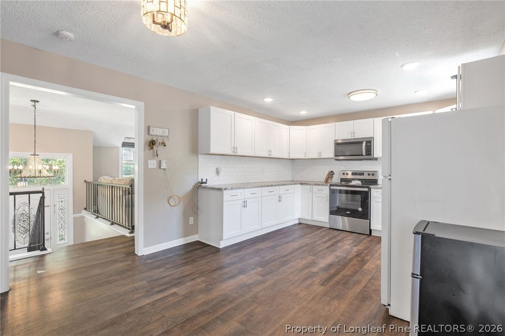 3614 Lakeshore Drive, Hope Mills, NC 28348 — photo 5