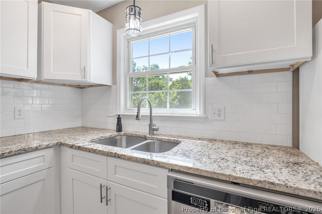 3614 Lakeshore Drive, Hope Mills, NC 28348 — photo 8