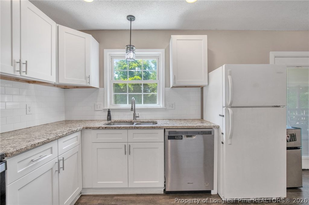 3614 Lakeshore Drive, Hope Mills, NC 28348 — photo 9