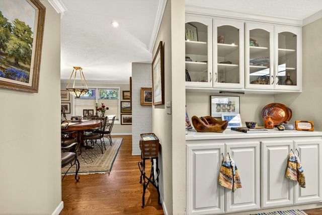 2418 Acorn Way, Medford, OR 97504