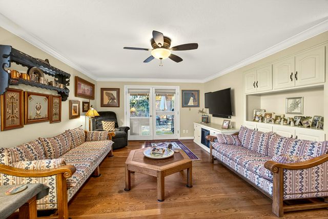 2418 Acorn Way, Medford, OR 97504