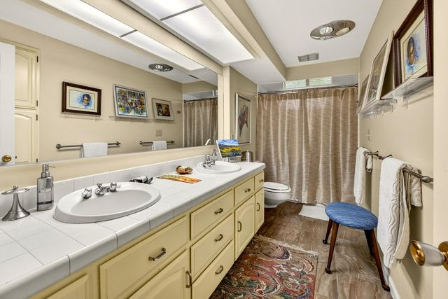 2418 Acorn Way, Medford, OR 97504