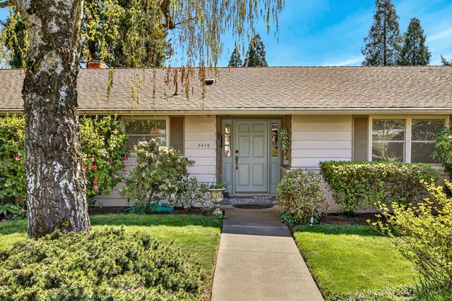 2418 Acorn Way, Medford, OR 97504