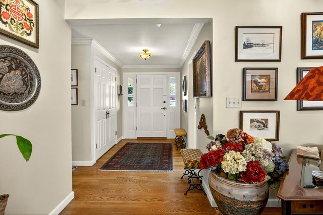 2418 Acorn Way, Medford, OR 97504