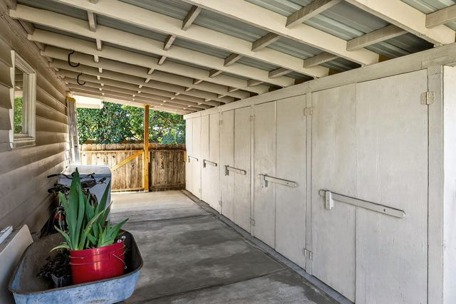 2418 Acorn Way, Medford, OR 97504