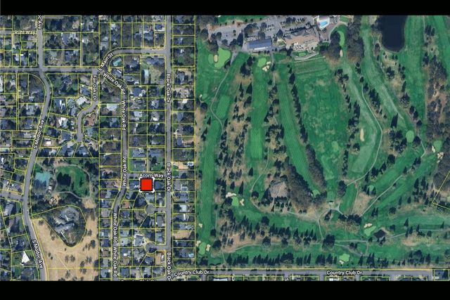 2418 Acorn Way, Medford, OR 97504