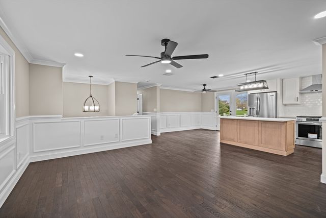 277 Providence St, Rehoboth, MA 02769