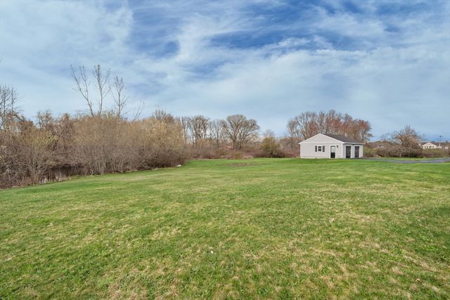 277 Providence St, Rehoboth, MA 02769