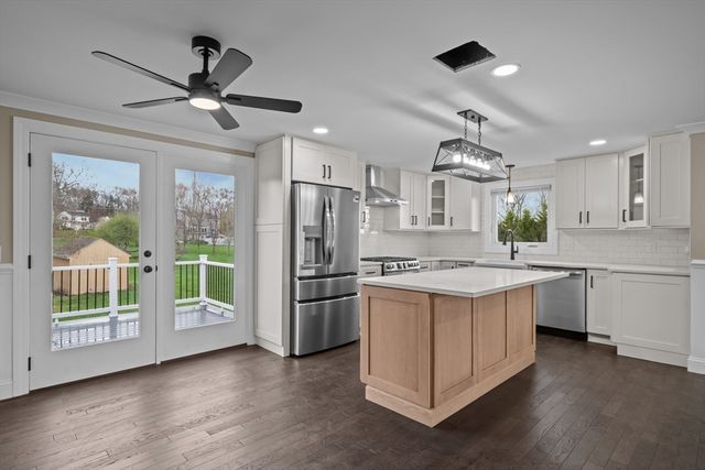 277 Providence St, Rehoboth, MA 02769