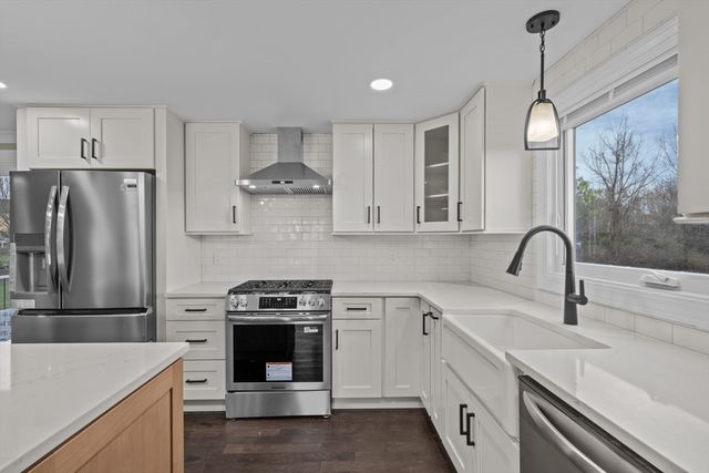 277 Providence St, Rehoboth, MA 02769