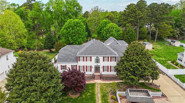 30 Holloway RD, Newport News, VA 23602