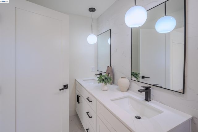 3672 Sanford St, Concord, CA 94520
