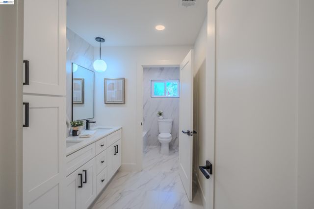 3672 Sanford St, Concord, CA 94520