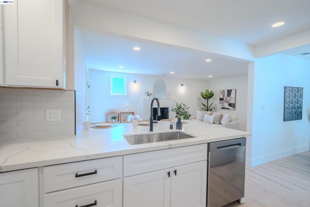 3672 Sanford St, Concord, CA 94520