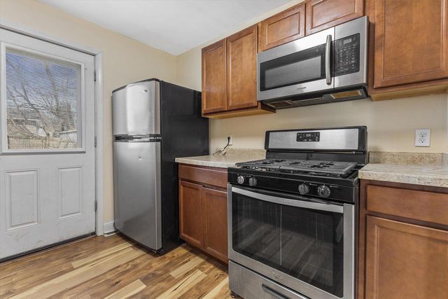 1616 Oregon STREET, Racine, WI 53405