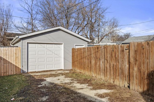 1616 Oregon STREET, Racine, WI 53405