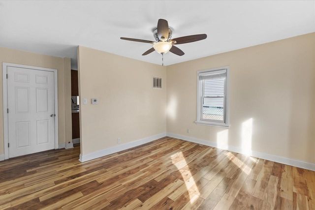 1616 Oregon STREET, Racine, WI 53405