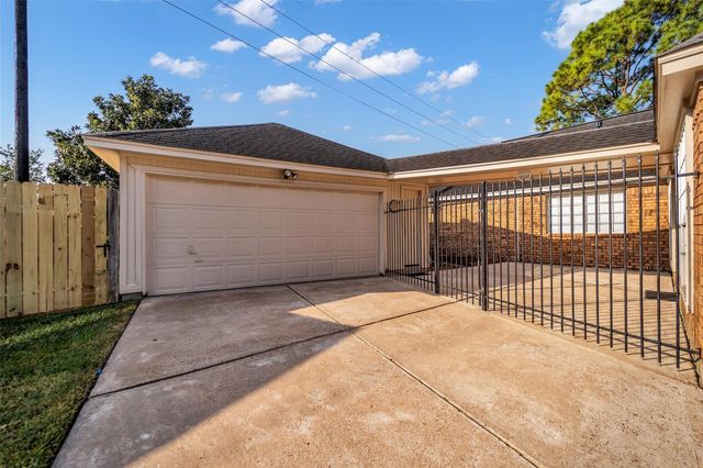 3827 Bratton Street, Sugar Land, TX 77479