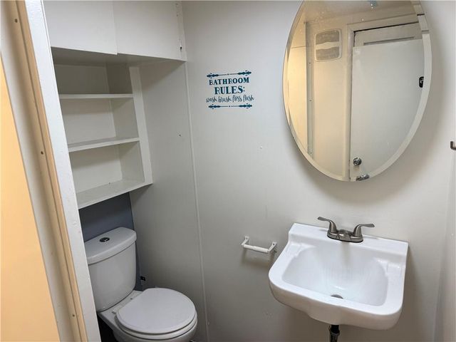 26274 Waterview Drive, Warsaw, MO 65355