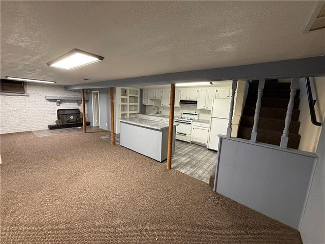 26274 Waterview Drive, Warsaw, MO 65355