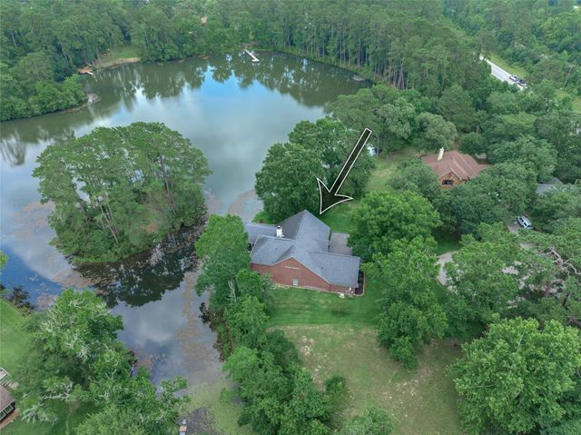9151 Lakeside Circle, Montgomery, TX 77316