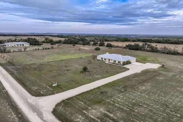 192 Freedom DR, Georgetown, TX 78626