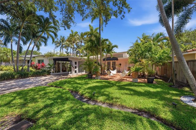 636 NE 17th Ter, Fort Lauderdale, FL 33304