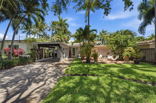 636 NE 17th Ter, Fort Lauderdale, FL 33304