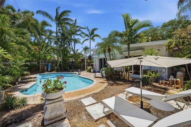 636 NE 17th Ter, Fort Lauderdale, FL 33304