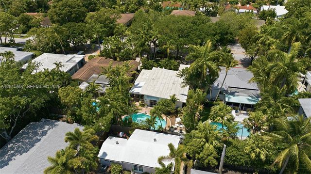 636 NE 17th Ter, Fort Lauderdale, FL 33304