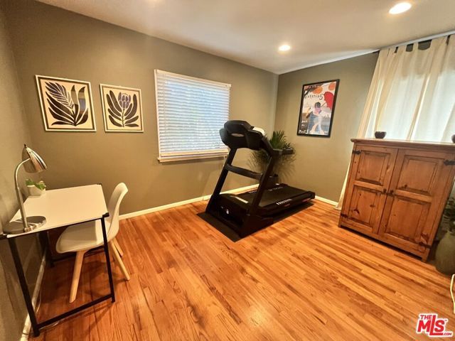 2297 Glendale Boulevard, Los Angeles, CA 90039