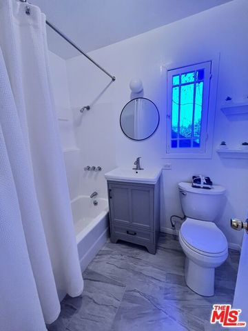 2297 Glendale Boulevard, Los Angeles, CA 90039