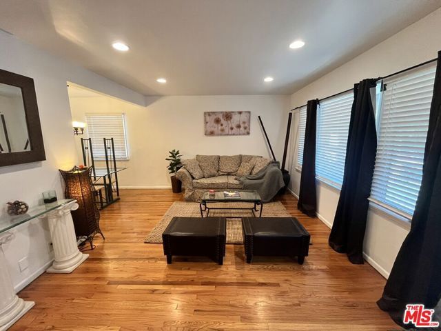 2297 Glendale Boulevard, Los Angeles, CA 90039