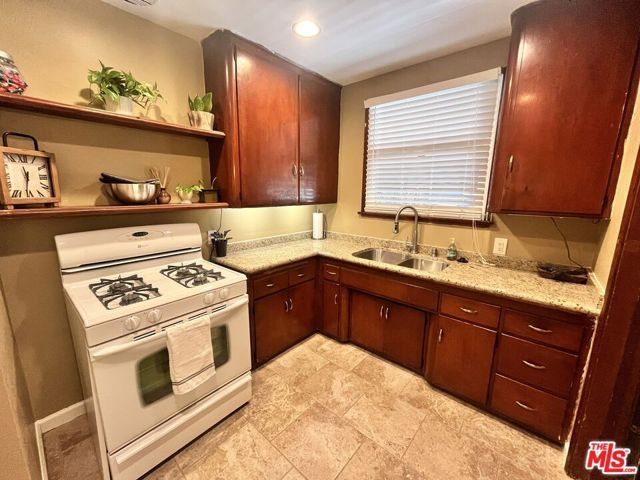 2297 Glendale Boulevard, Los Angeles, CA 90039