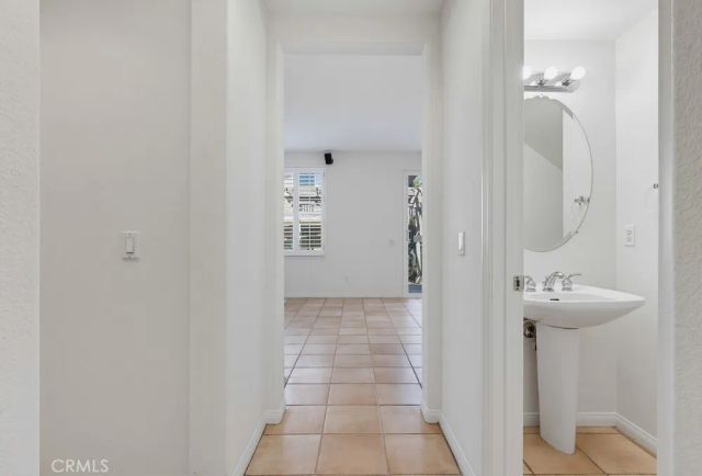 2357 Promontory, Signal Hill, CA 90755