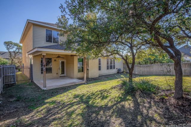 8835 NAPA LNDG, Boerne, TX 78015